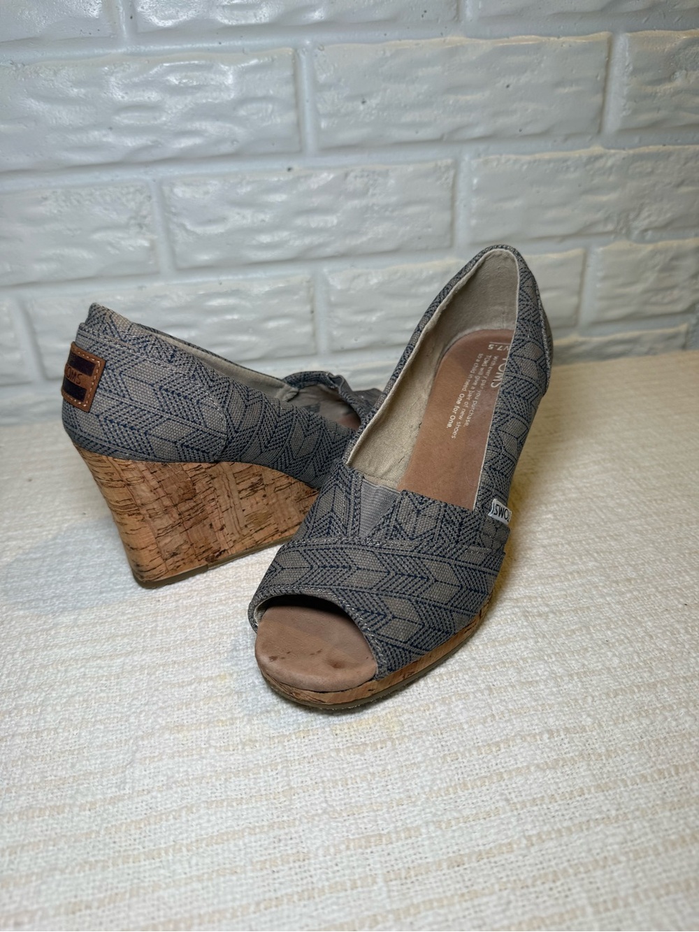TOMS Gray Geometric Cork Wedge Peep Toe